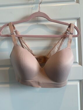 SOMA Enbliss Luxe Wireless Lace J-Hook Bra